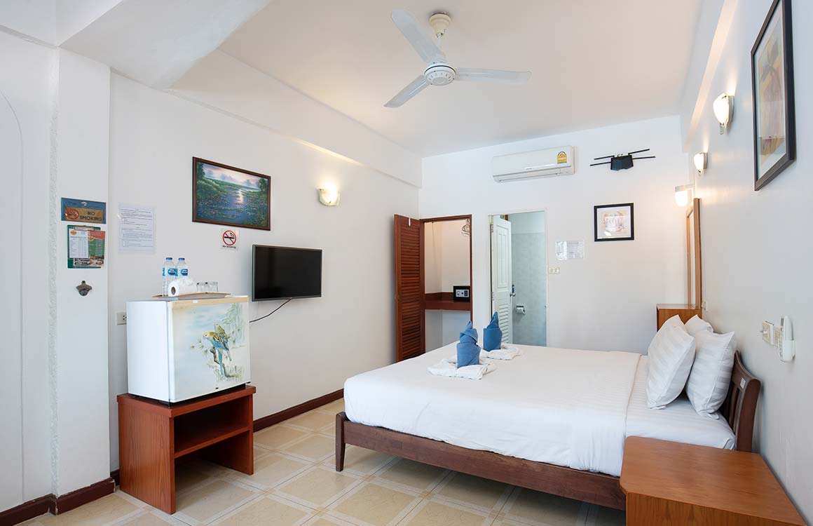 Super Deluxe Rooms at The Patong Center Hotel